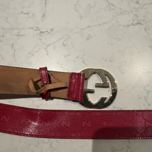 Red Authentic Gucci Belt with Double G Emblem - Picture 9 of 14